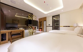 Cheongju J Hotel