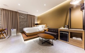 Cheongju J Hotel