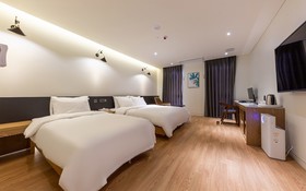Cheongju J Hotel