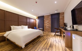 Cheongju J Hotel