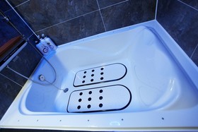 Cheongju Kkuljam PC Hotel