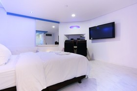 Cheongju Kkuljam PC Hotel