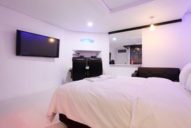 Cheongju Kkuljam PC Hotel