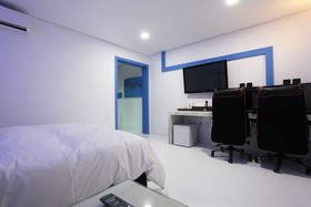 Cheongju Kkuljam PC Hotel