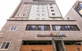Cheongju Show Hotel