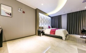 Cheongju The King Hotel