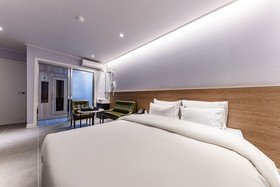 Hotel The Rest