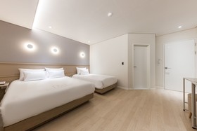 Hotel With Stay Cheong Ju