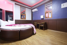 Jeungpyeong Hotel Italy