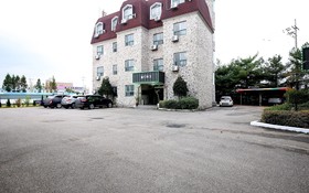 Jeungpyeong Young Park