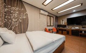 Chuncheon Aye Hotel