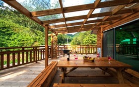 Chuncheon Buzz Glamping Pension