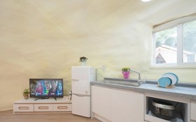 Chuncheon Buzz Glamping Pension