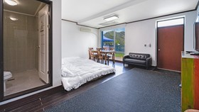 Chuncheon Dogandstay