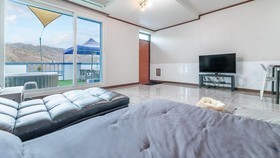 Chuncheon Dogandstay