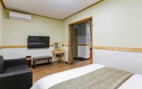 Chuncheon El Dorado Pension
