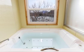 Chuncheon El Dorado Pension