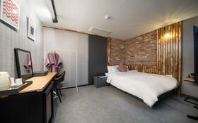Chuncheon Hotel 121