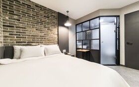 Chuncheon Hotel 121