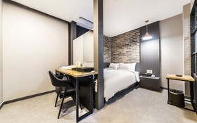Chuncheon Hotel 121