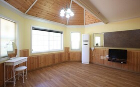 Chuncheon Pet Island Pension