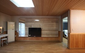 Chuncheon Pet Island Pension