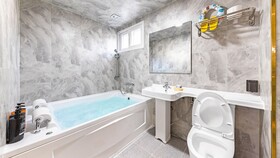 Chuncheon Poolhouse Epop