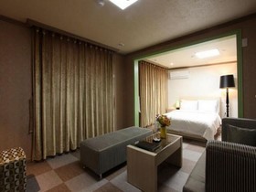 Chuncheon Tourist Hotel