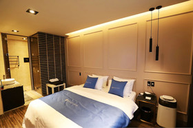 Hotel Bentley