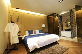 Hotel Bentley