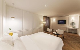 Hotel Bom