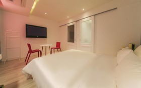Hotel Bom