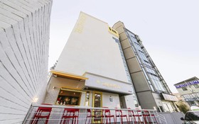 Hotel Bom
