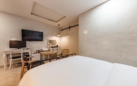 Chungju Cream Drive In