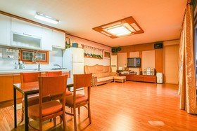 Chungju Hosuwiui Haru Pension