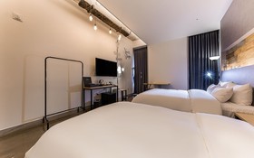 Chungju Hotel Road