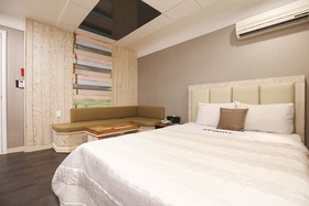 69 Motel