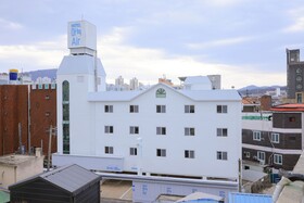 Aank Air Hotel