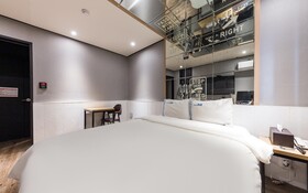 Daejeon Daesa Hotel Bus