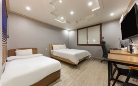 Daejeon Dunsan Hotel Days