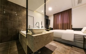 Daejeon Sintanjin Hotel Wol