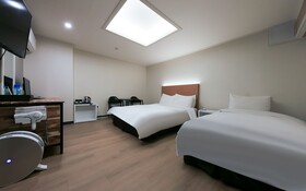 Daejeon Wolpyeong W