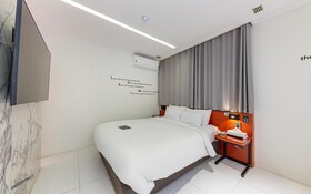 Daejeon Yuseong Bergen Hotel