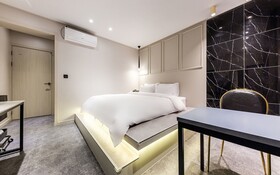 Hotel Yuseong Stay
