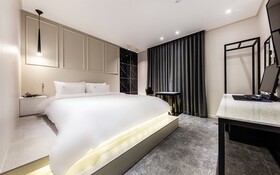 Hotel Yuseong Stay