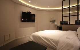 Hotel Yuseong Stay