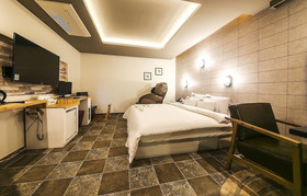 Modern Hotel