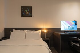 Workers Hotel Daejeon by Aank