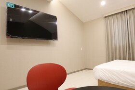 Calm Rest Hotel Gimhae