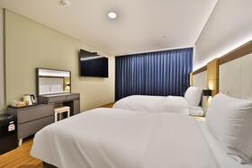 Gimhae Eobang-Dong City Hotel